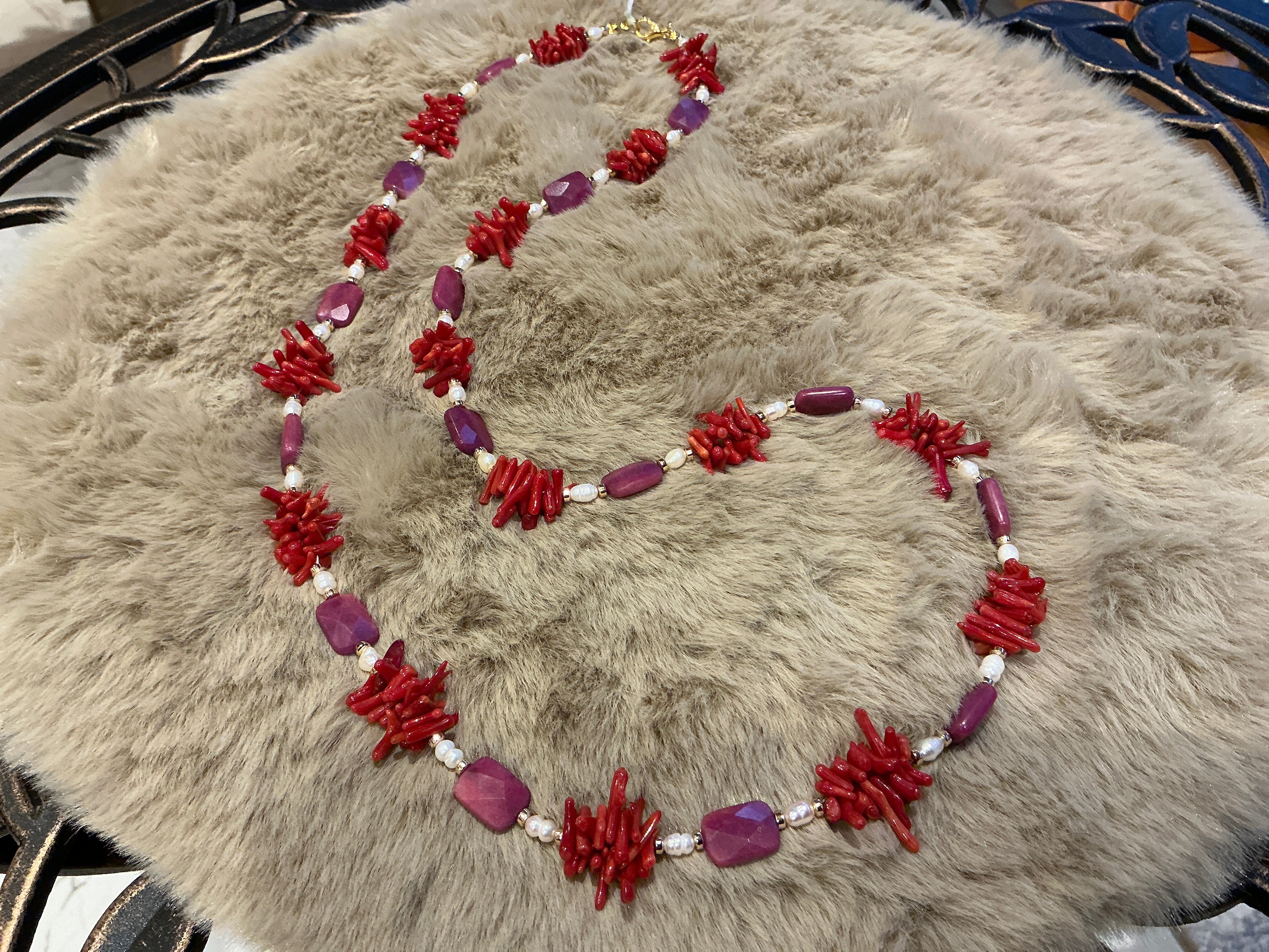 CORALLE - SÜSSWASSERPERLE- RUBIN ca.82 cm  - UNICAT