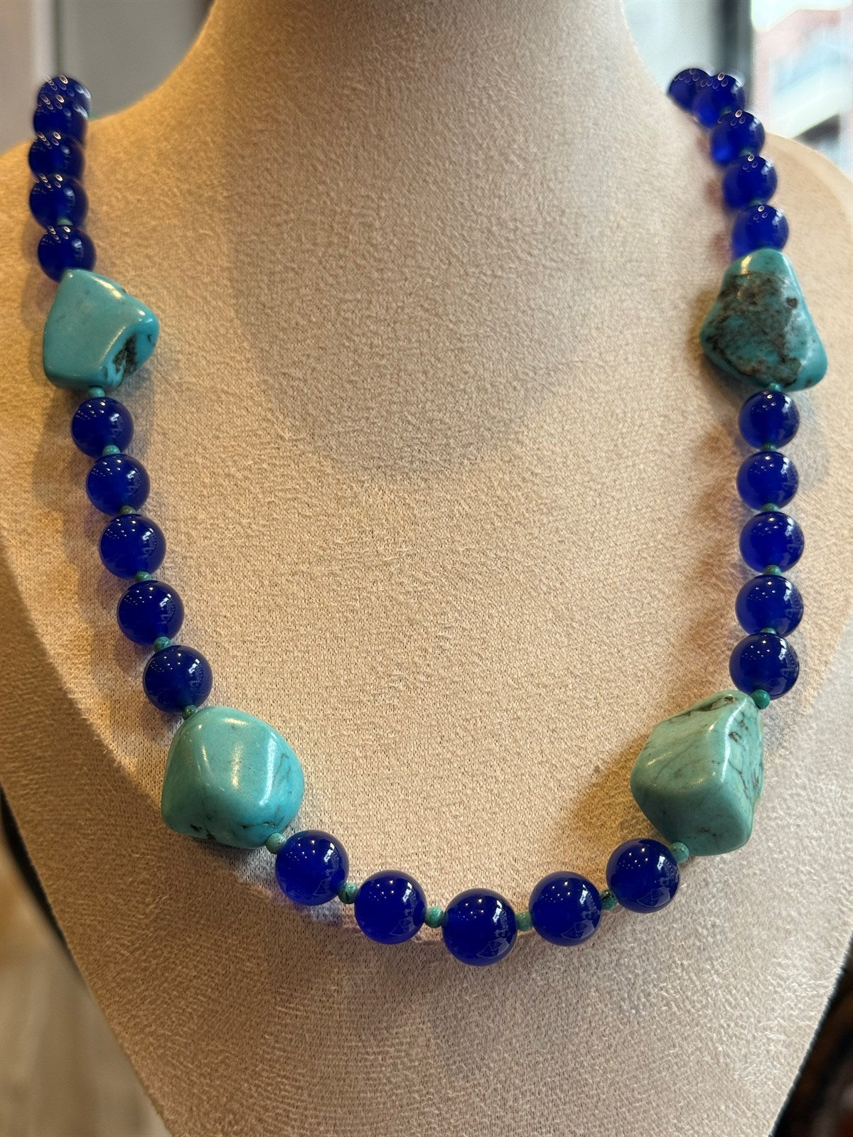 TÜRKIS - BLAUER ACHAT HALSKETTE ca 64 cm  - UNICAT