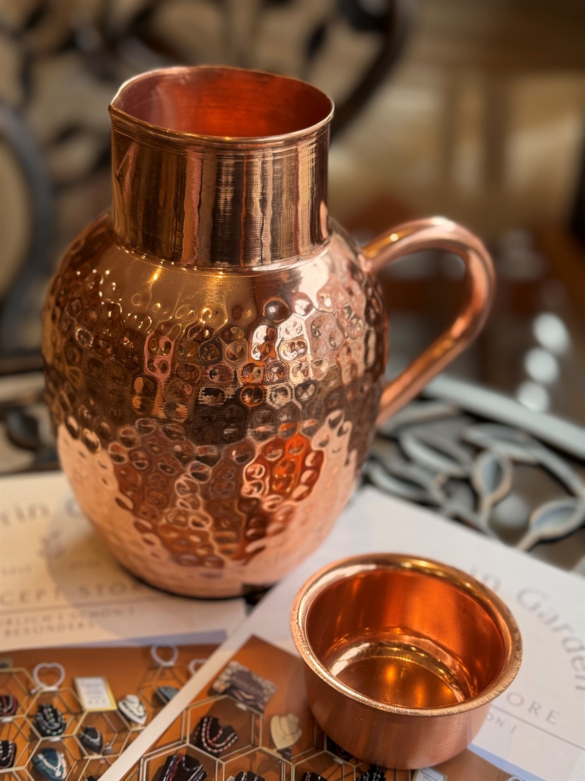 Krug aus reinem Kupfer mit Deckel, Typ Surai, ± 1500 ml