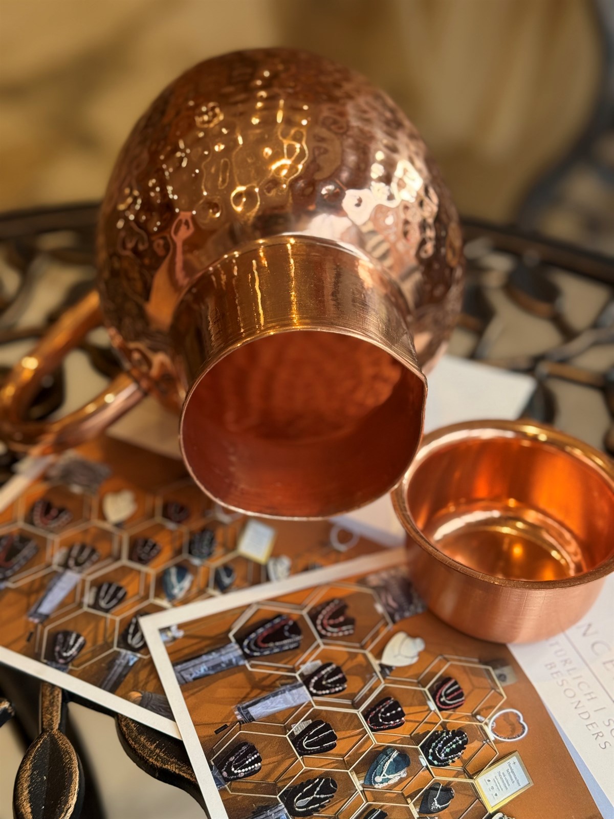 Krug aus reinem Kupfer mit Deckel, Typ Surai, ± 1500 ml