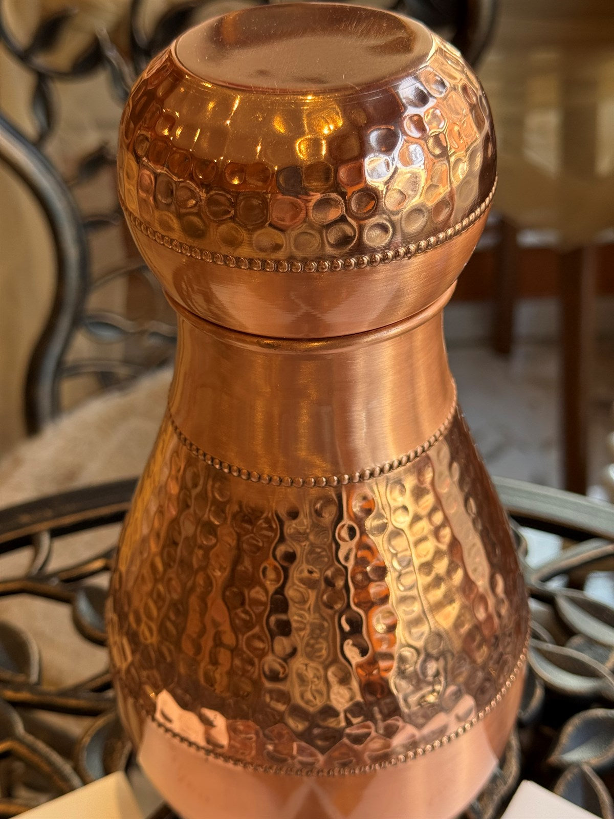 Reine Kupferkaraffe mit gewölbtem Deckel ± 950 ml