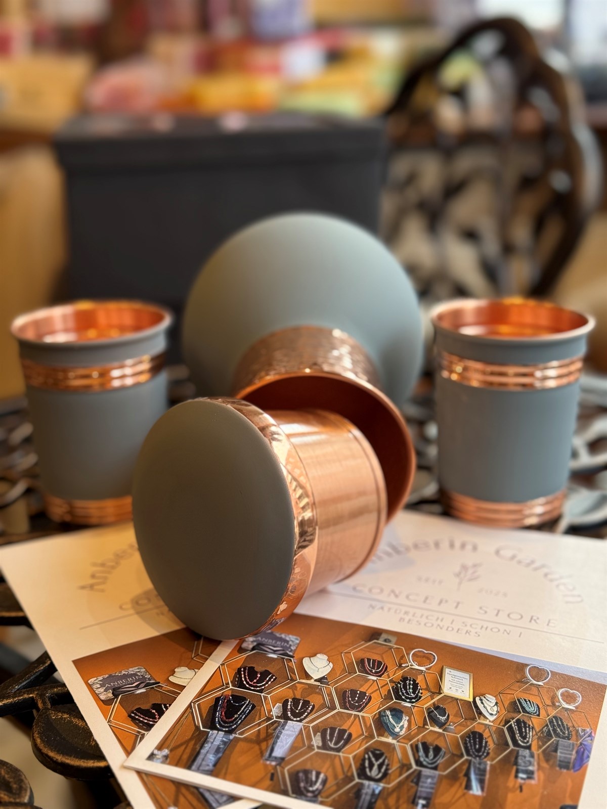 Reines Kupferset aus einer runden Karaffe, blaugrau, ± 950 ml, mit 2 Tassen