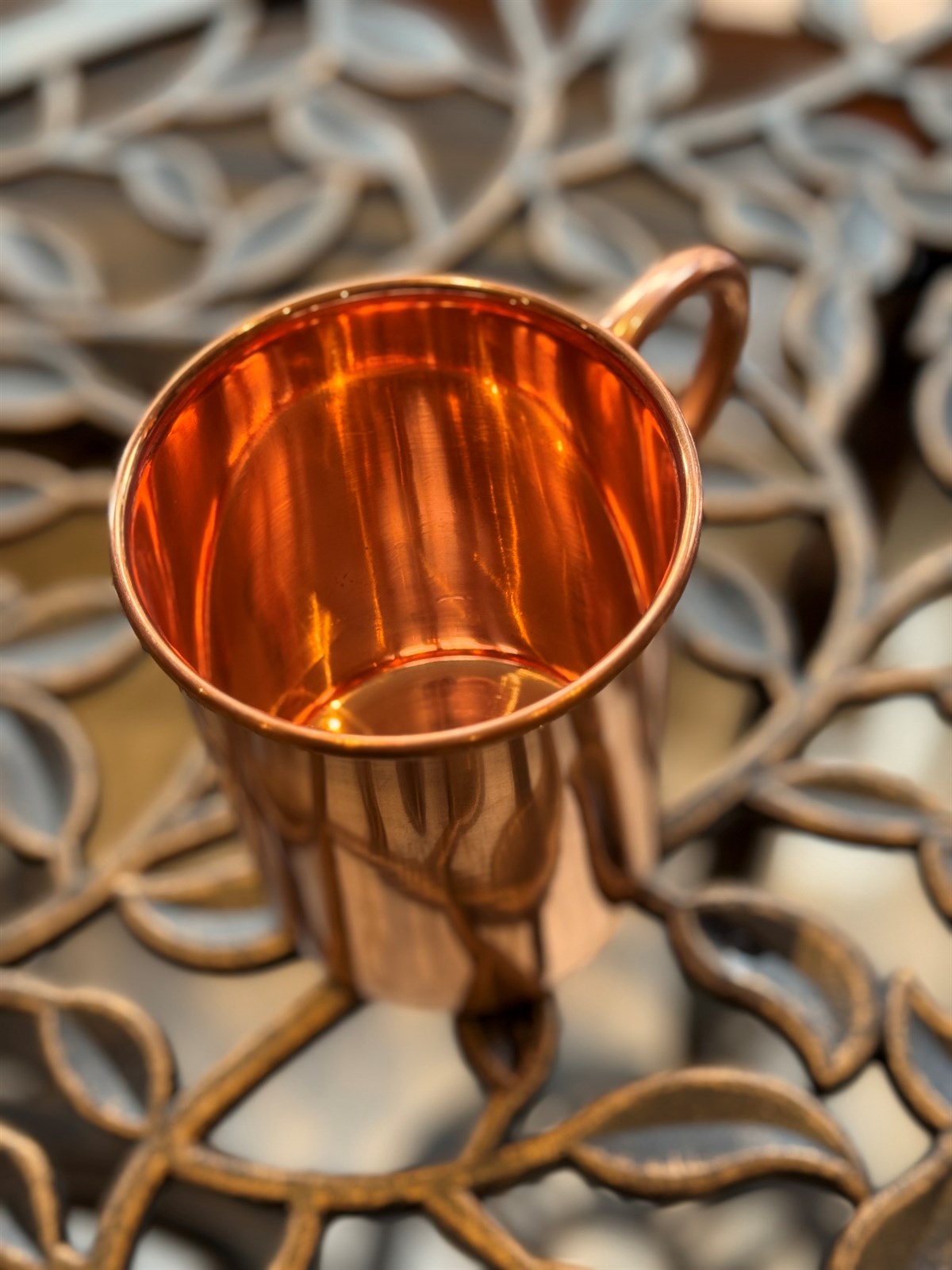Großer Becher aus reinem Kupfer mit Kupfergriff – 400 ml