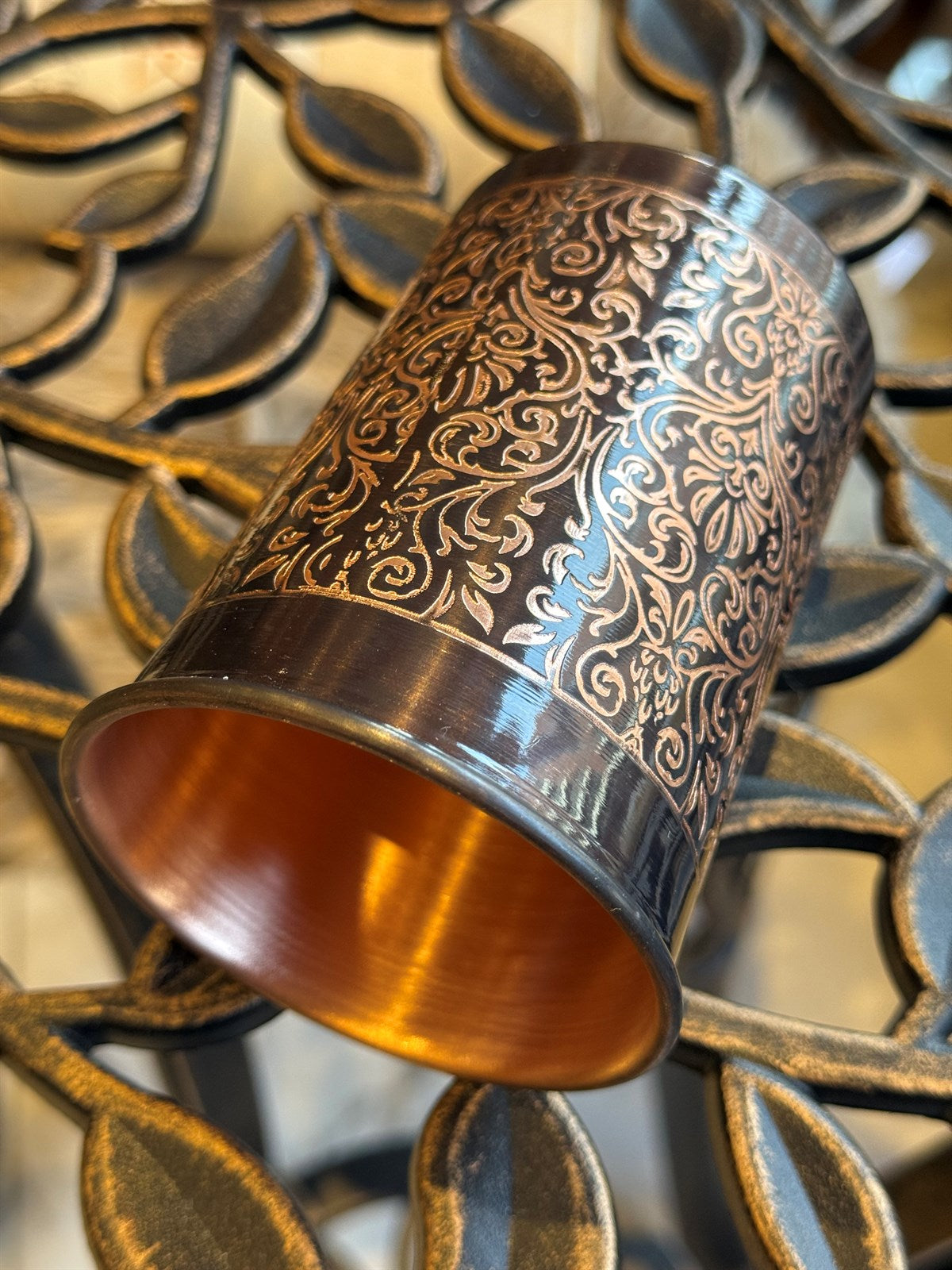 Reiner Kupferbecher, antik geätzt – 300 ml (schwere Ausführung, 105 g)