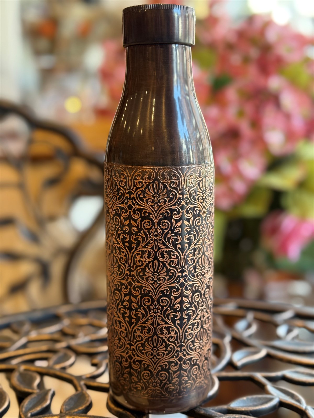 Wasserflasche aus reinem Kupfer antik mit eingraviertem Muster ± 750 ml (schwere Ausführung)