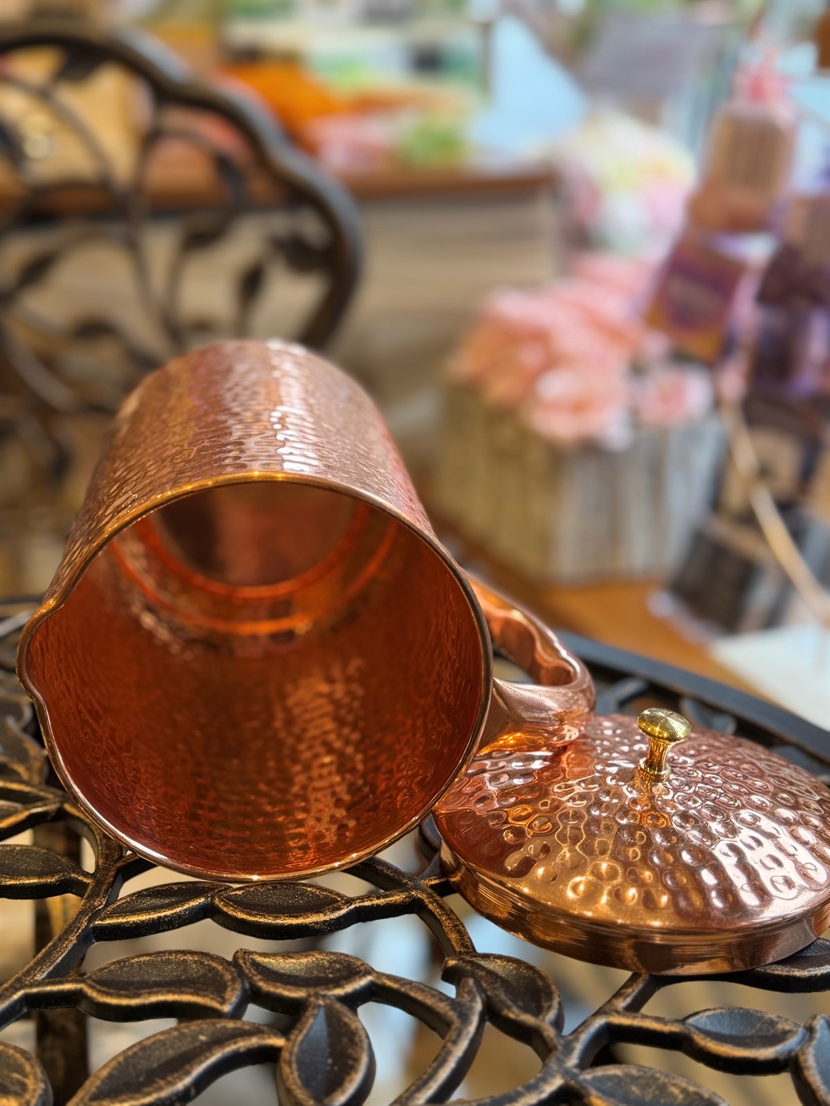 Krug aus gehämmertem reinem Kupfer mit Deckel ± 2 Liter (760 g)