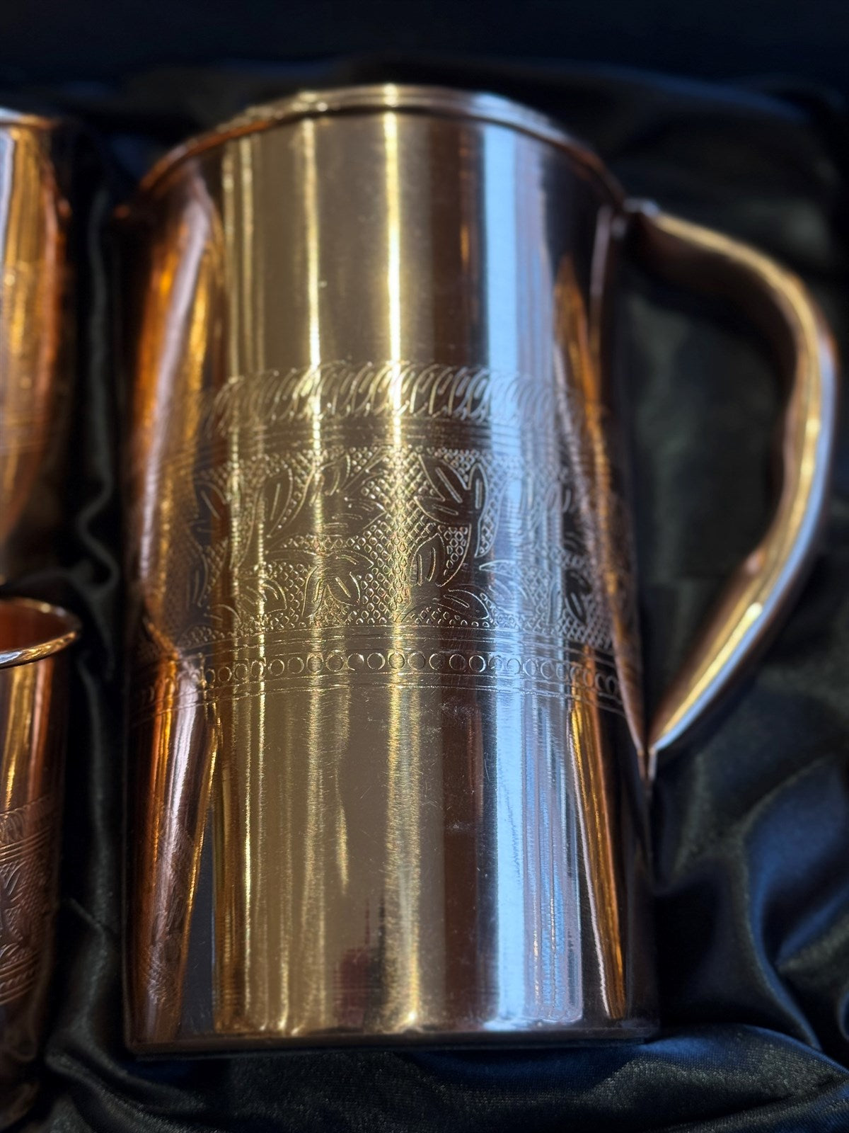 Krugset aus reinem Kupfer mit 4 Tassen Blumenmotiv ± 1,5 Liter