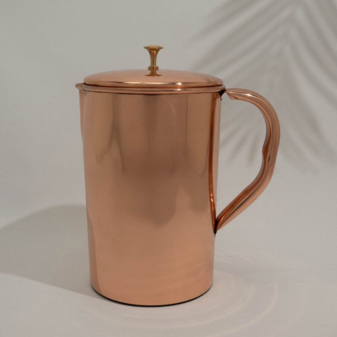 Reiner Kupferkrug glatt mit Deckel ± 2 Liter