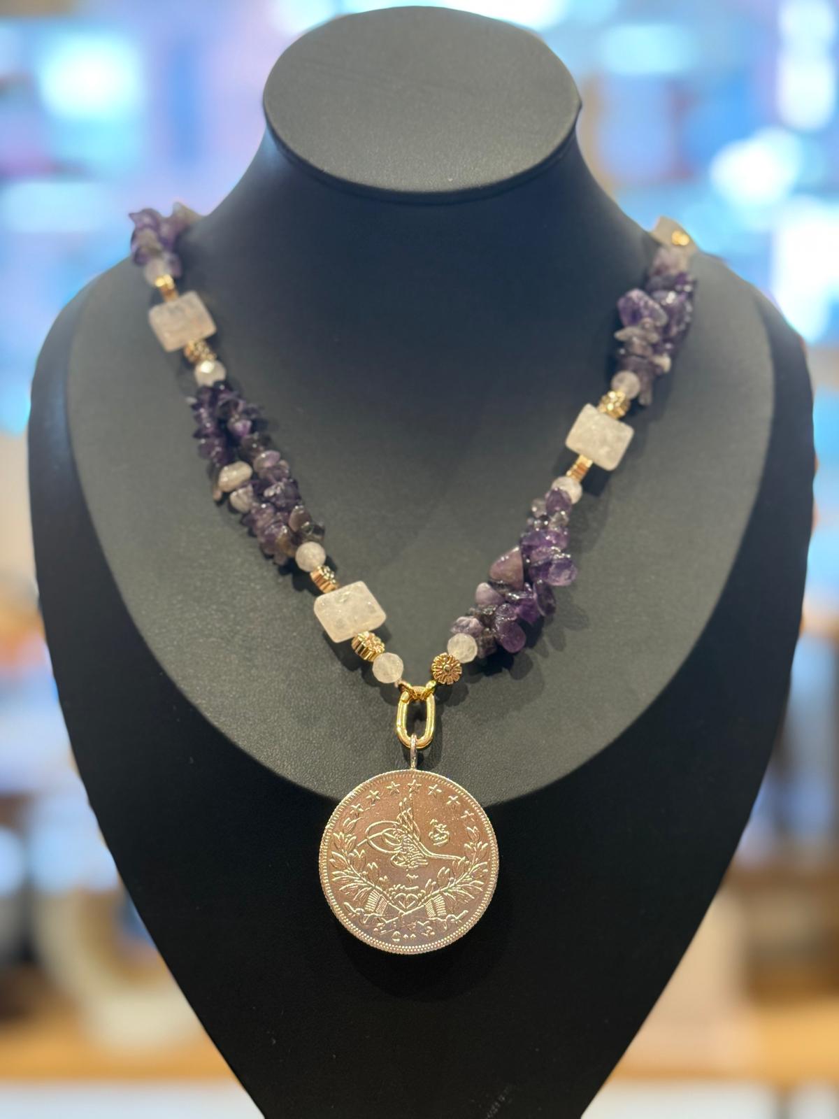 Handgefertigte Amethyst-Rosenquarz-Halskette mit Hämatitblüten – Unikat, ca. 77 cm - Bild 3